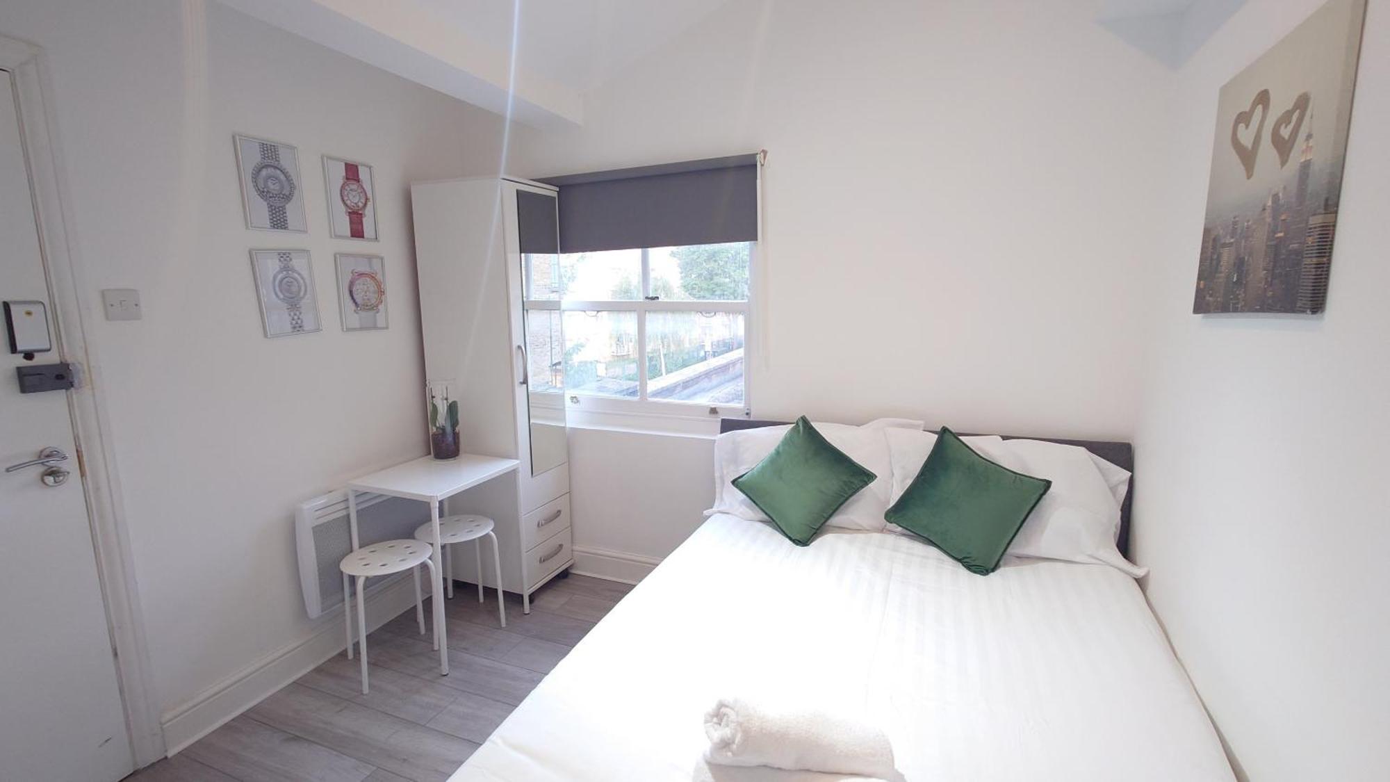 Comfort Camden Studio Apartments Londra Exterior foto